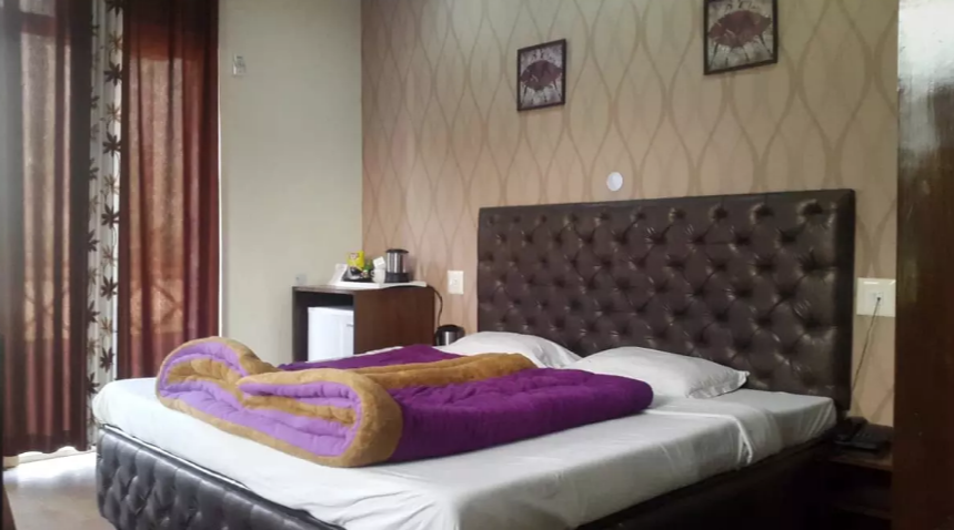 Hotel Shailraj-Executive Room